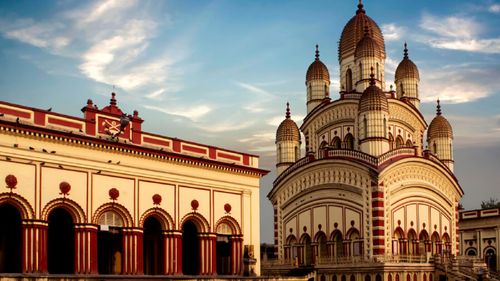 Exploring Temples In Kolkata: A Spiritual And Architectural Journey 